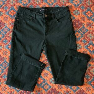 Lee Classic Fit Dark Green Jeans